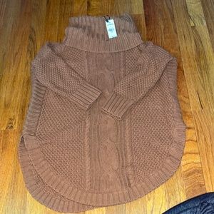 BNWT Express turtle neck